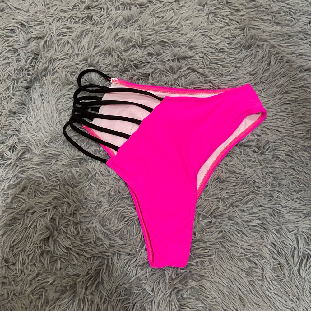 Bikini bottoms